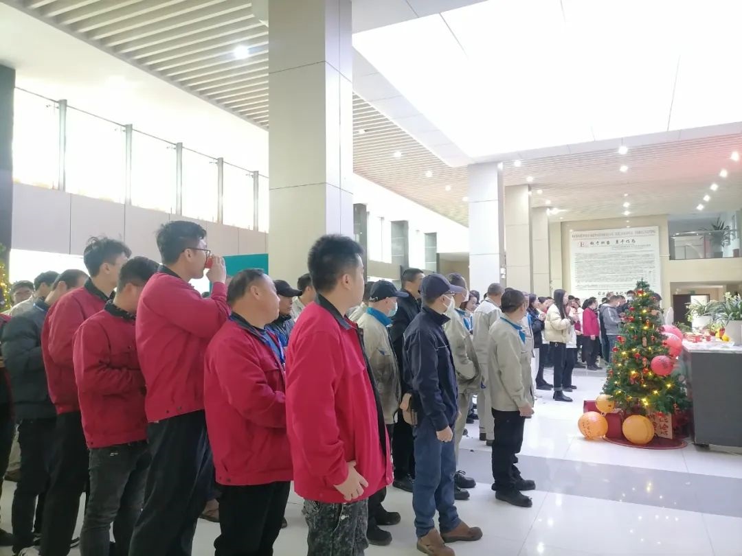 蛇年开工大吉，亚南巳巳遂心！