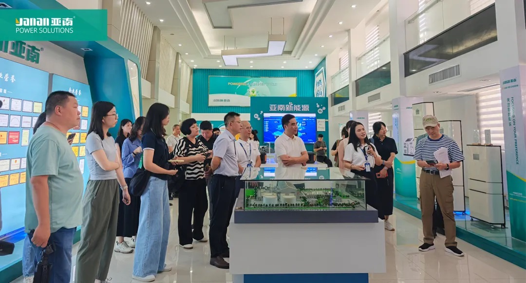 “博”聚顶尖智力，“站”领行业创新！央媒省媒深入探访亚南博士后科研工作站!